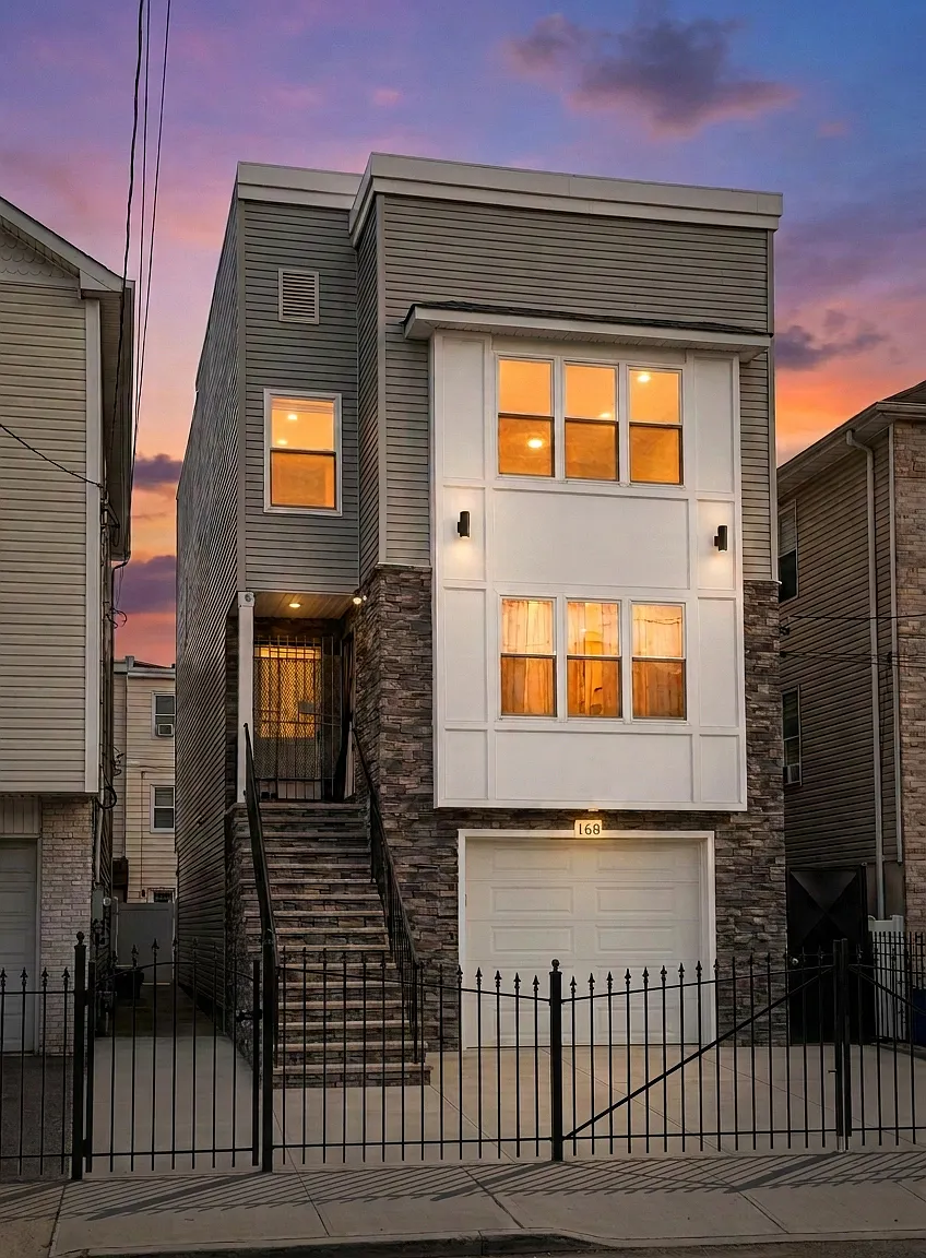 3 bed, $3,000 — Photo 2