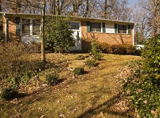 5406 Southampton Dr, Springfield, VA 22151