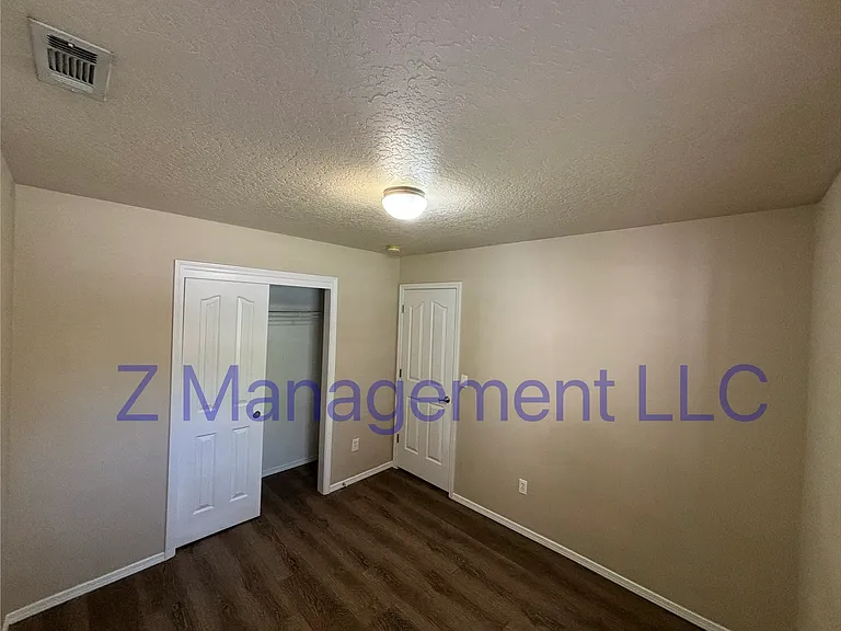 9659 W Rustica Dr — Photo 3