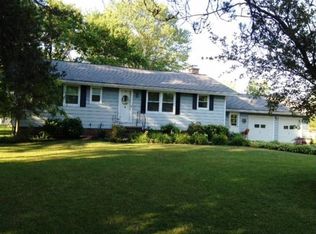 351 Claridon Rd, Chardon, OH 44024
