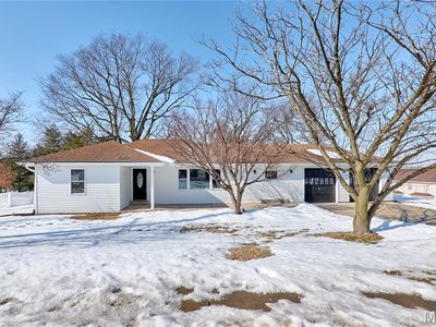 1015 Dingledine Rd, Saint Charles, MO, 63304