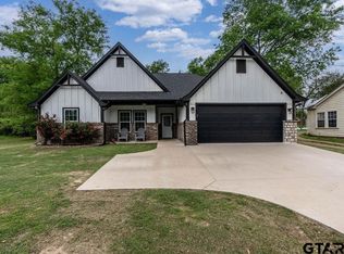 535 S Bolton St, Jacksonville, TX 75766