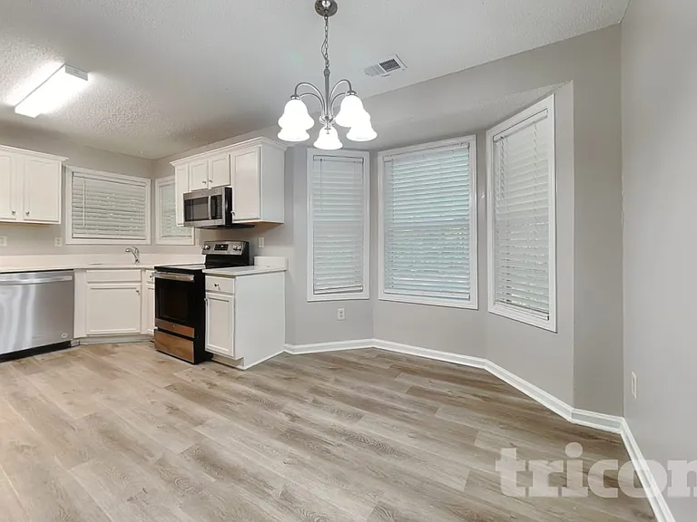 82 Pinnacle Point Way — Photo 3