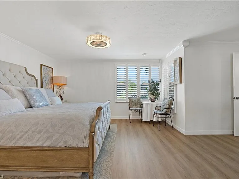 1400 Blue Point Ave #104 — Photo 24