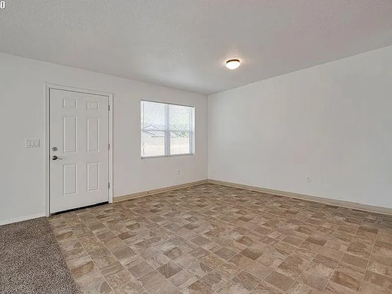 2323 Cedar St #B — Photo 6