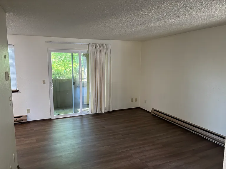 6205 Lakewood Dr W #117 — Photo 3