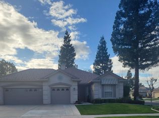 3001 Rose Petal St, Bakersfield, CA