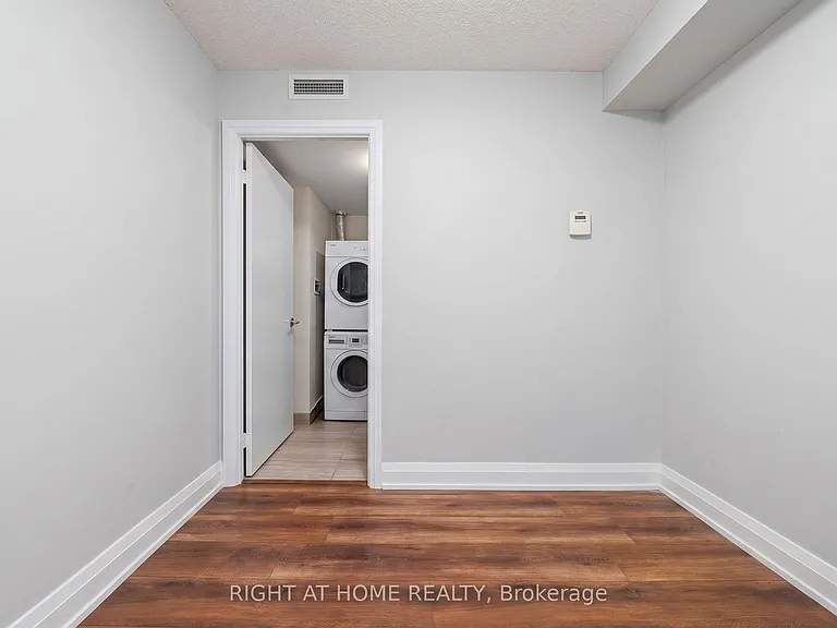 565 Wilson Ave #W1003 — Photo 3