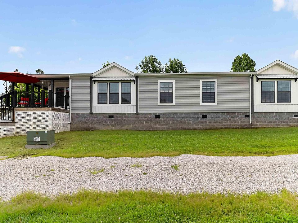 1st image of 126 Linda Lou Ln