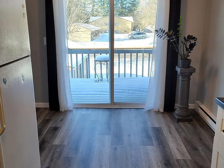 1636 Pinewood Ln — Photo 12