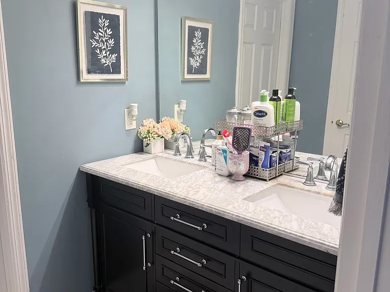 135 Marion Dr — Photo 27