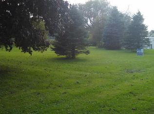 2201 Edgington Ave, Eldora, IA 50627