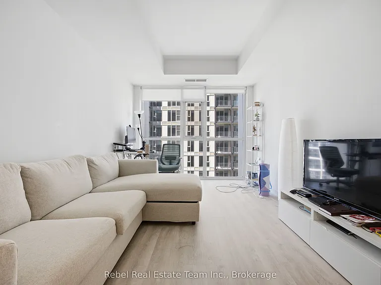50 Ordnance St #2304 — Photo 7