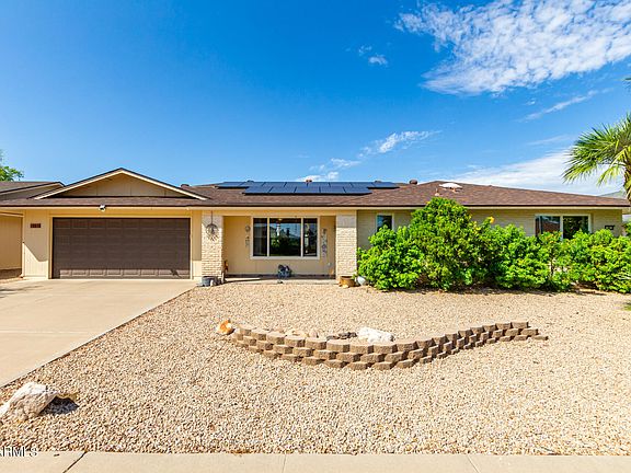 2nd image of 9618 W COUNTRY CLUB Drive