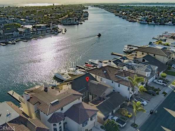 16691 Carousel Ln, Huntington Beach, CA 92649