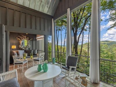 843 Kettle Rock Road, Highlands, NC, 28741