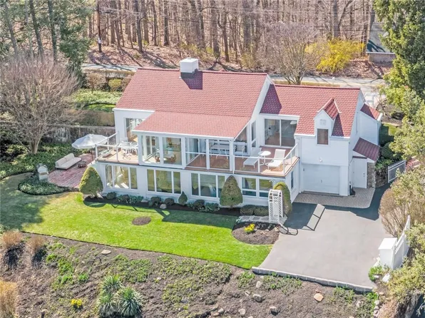 49 Tweed Boulevard, Nyack, NY 10960