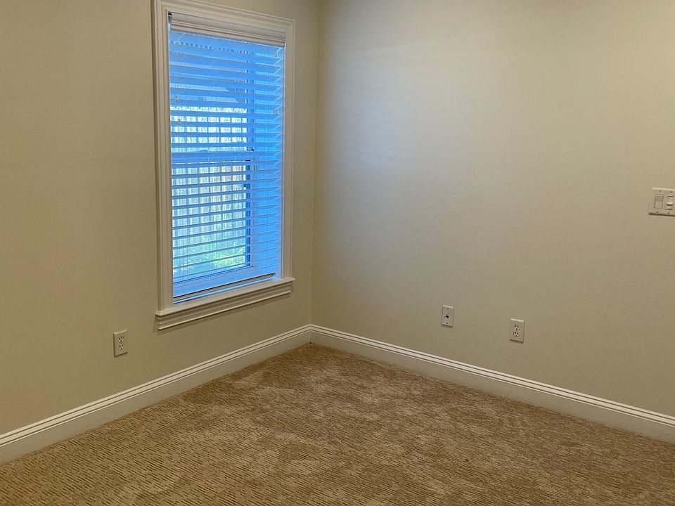 1st Floor bedroom #1