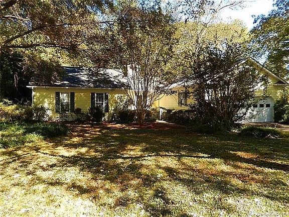 2nd image of 6527 Ciscayne Pl