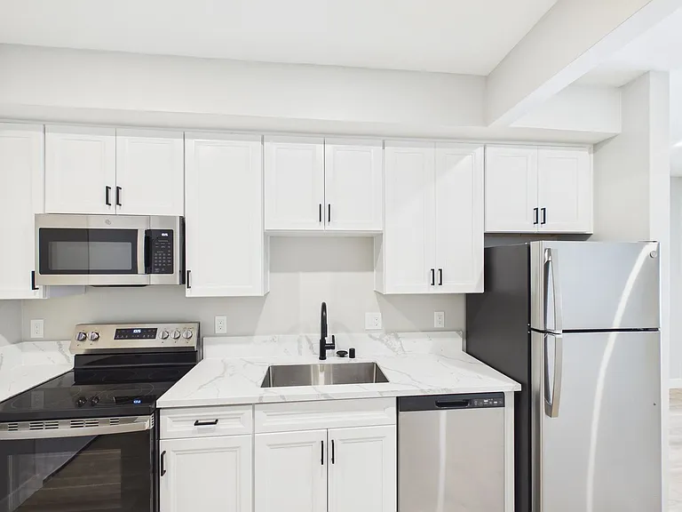 NNP - 3752 Nile Street — Photo 32