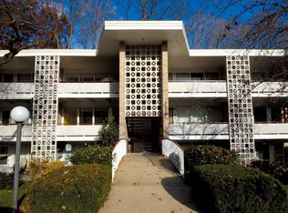 7539 Spring Lake Dr #D, Bethesda, MD 20817