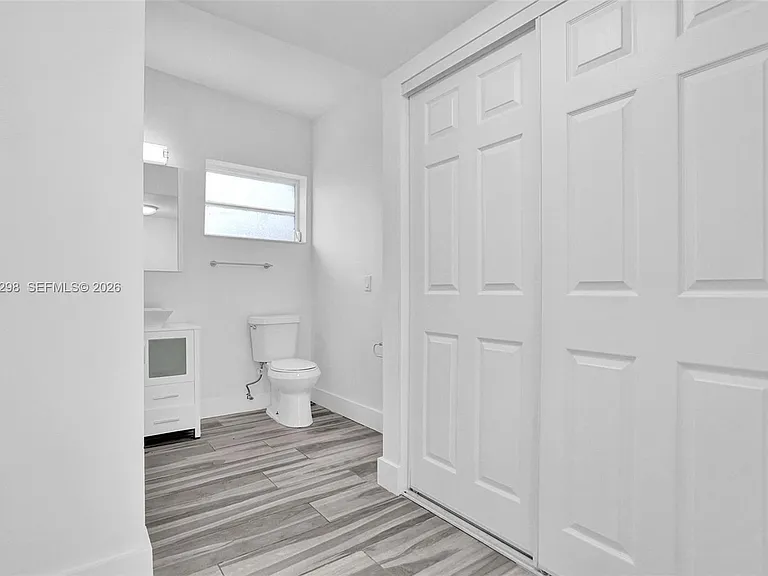 19260 NE 22nd Ave — Photo 21
