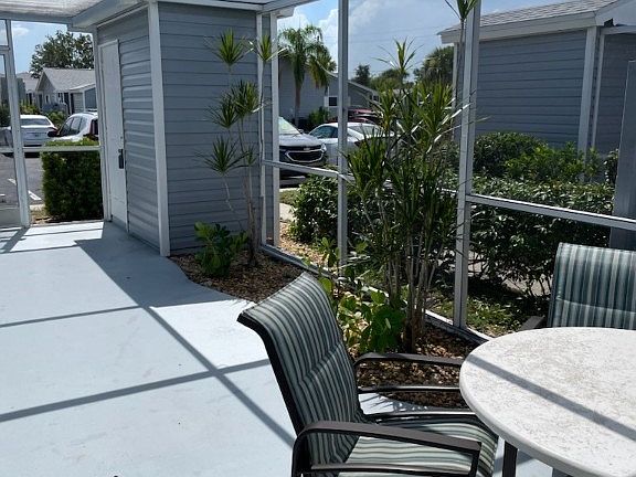 2nd image of 3300 Loveland Blvd Unit 1004