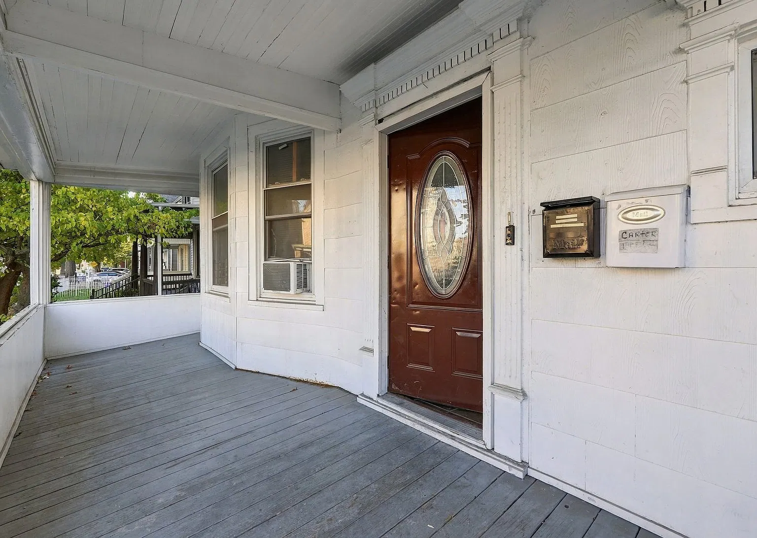 6 bed, $4,200 — Photo 2