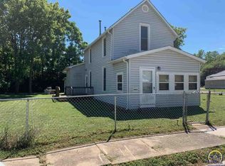 405 SE 18th St, Topeka, KS 66607