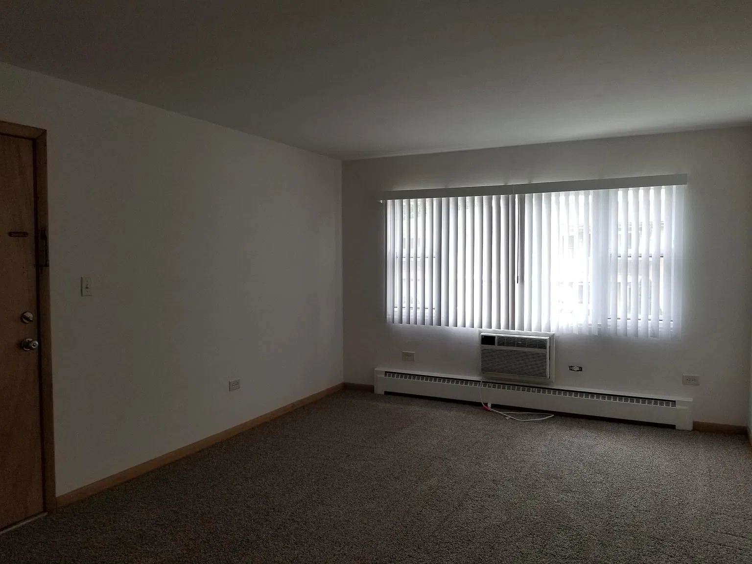 1 bed, $1,200 — Photo 2