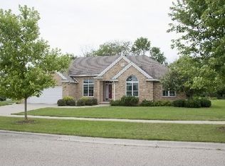 1555 Lake Dr, Morris, IL 60450