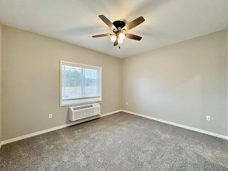 765 Meridian St — Photo 33
