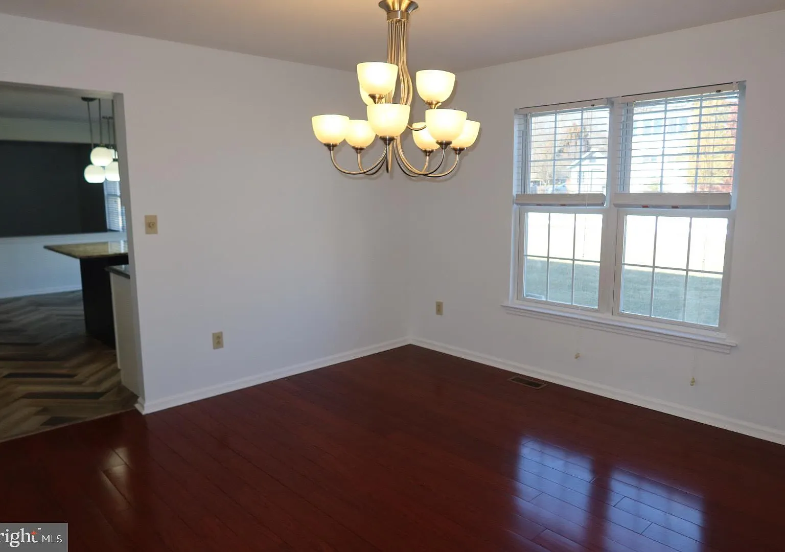 4 bed, 3.5 bath, 2168 sqft, $3,200 — Photo 3