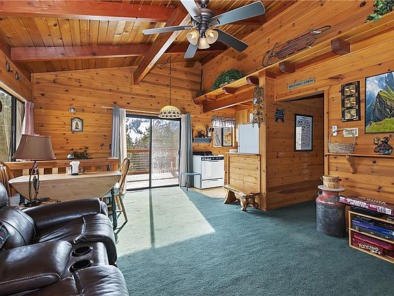 4th image of 858 Menlo Dr