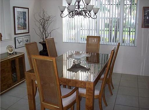 3rd image of 5415 Landon Cir