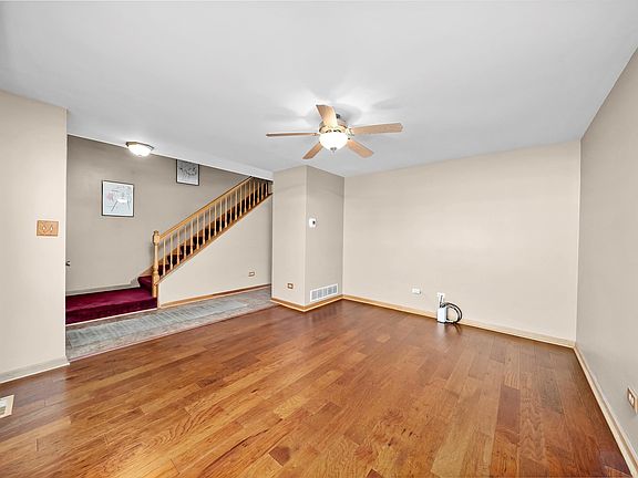 4th image of 4302 Carrington Ln