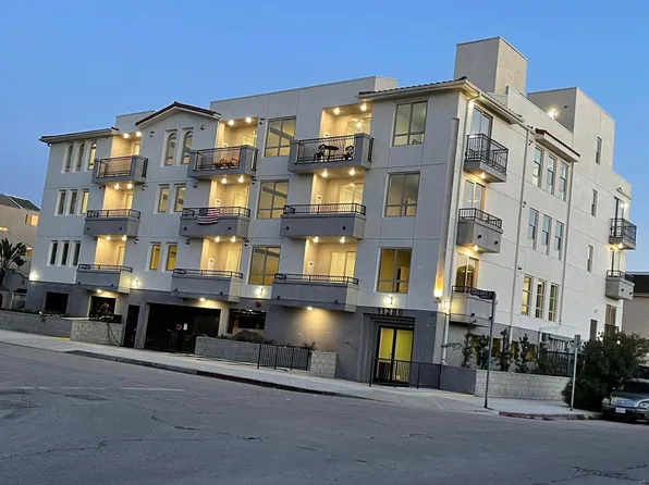 11280 Peach Grove St #202, North Hollywood, CA 91601