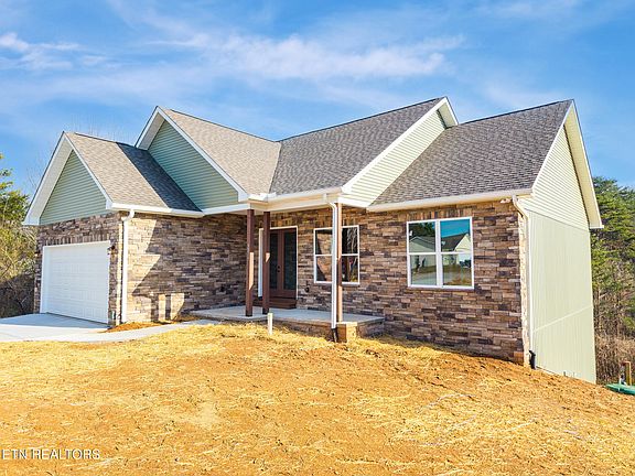 2nd image of 3215 Harrington Ct