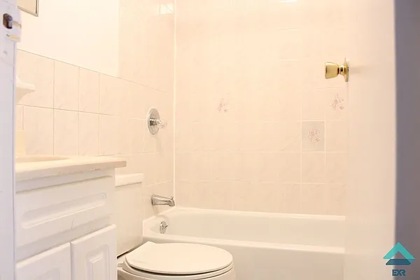 Rented by EXR | media 21