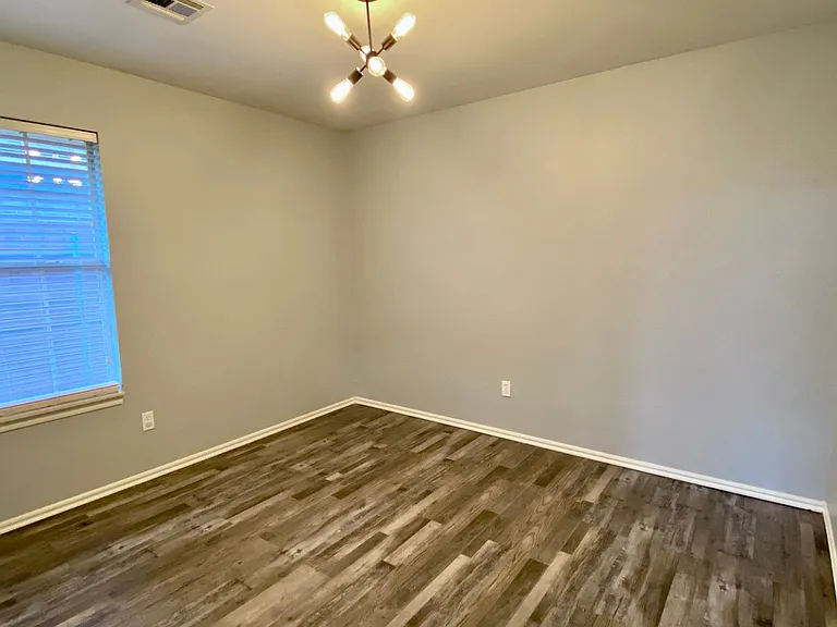 4805 Stag Horn Dr — Photo 14