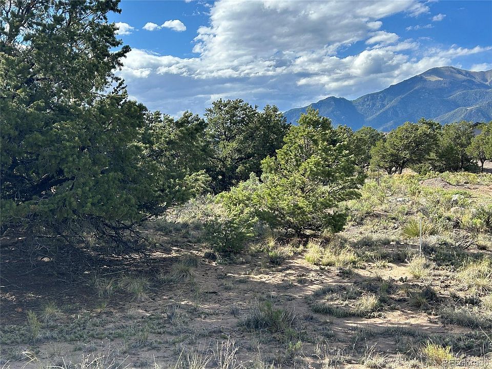 1st image of 322 Holiday Overlook