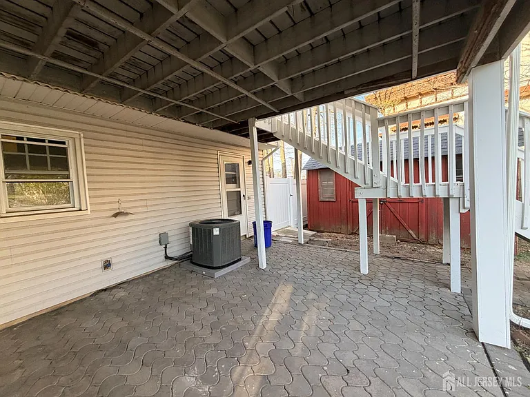 2460 Woodbridge Ave — Photo 20