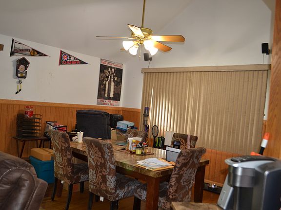 3rd image of 258 Mayflower Ln