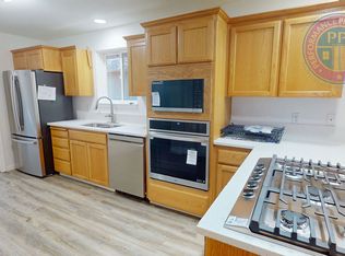 621 9th St, Lake Oswego, OR 97034