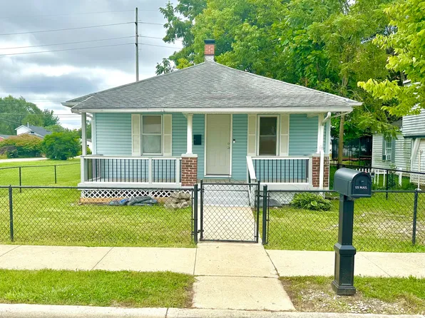 1605 W 15th St, Muncie, IN 47302