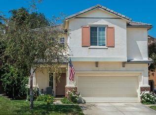 19931 Sassoon Pl, Santa Clarita, CA 91350