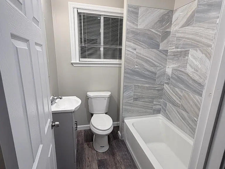 501 Power Rd #1 — Photo 2