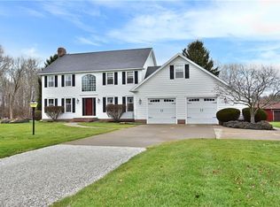 2932 Hallock Young Rd, Warren, OH 44481