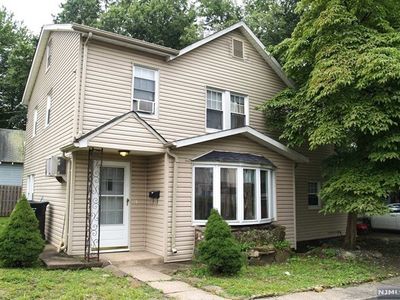 240 W Midland Ave, Paramus, NJ, 07652