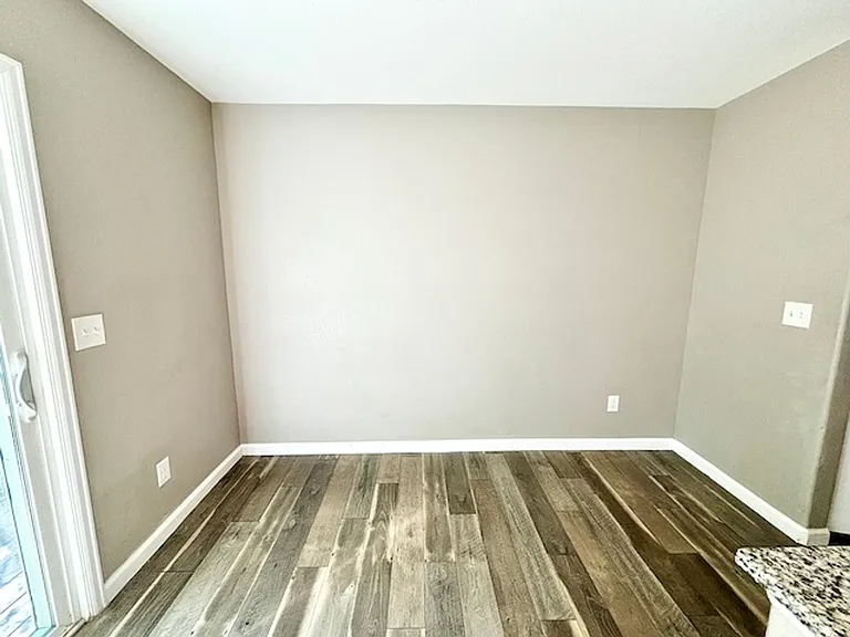 1044 S Paris Ct — Photo 7